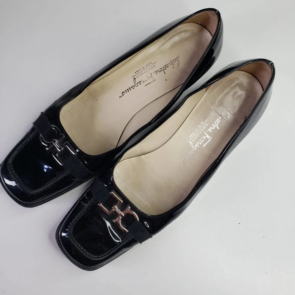 Salvatore Ferragamo Patent Leather Horse Bit Buckle Heels 7 Square Toe‎